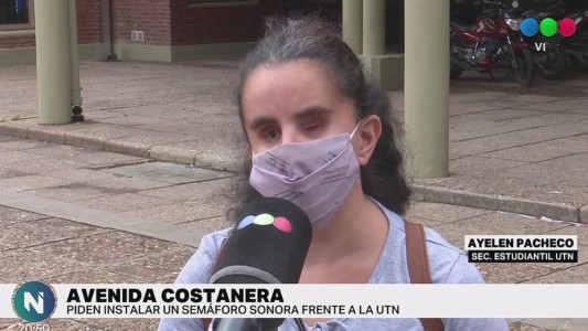 Ayelén es ciega y pide la instalación de un semáforo sonoro