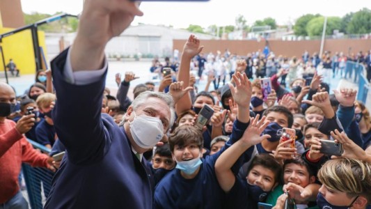 El presidente en Paraná: "Cada peso que ponemos en materia educativa es una inversión"