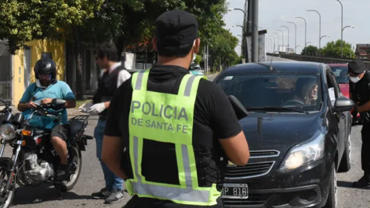 Oficial: La provincia autorizó a la policía a realizar controles vehiculares