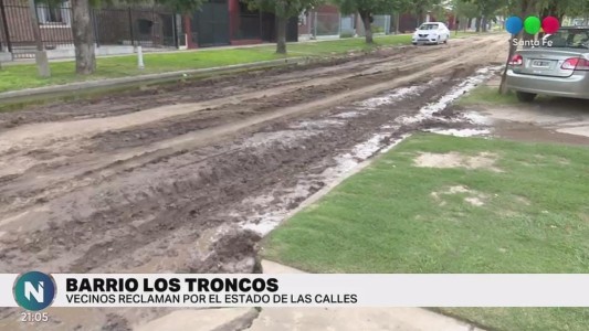 Vecinos de Los Troncos reclaman por el estado de las calles