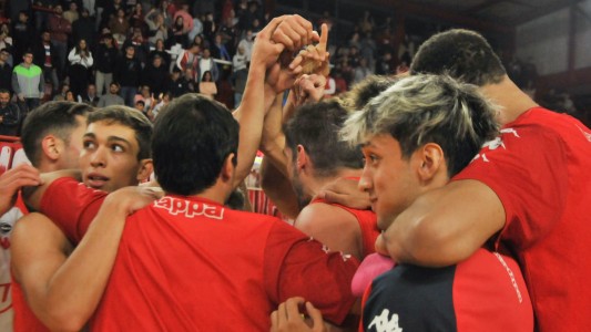 Unión le ganó a Obras en el Malvicino y se aferra a la Liga Nacional: