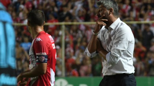 Sin Álvez, Munúa tiene los convocados para viajar a Paraná