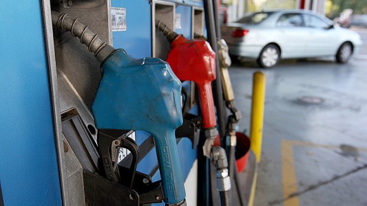 Faltante de combustible: la provincia insiste con el incremento en el corte de biodiesel