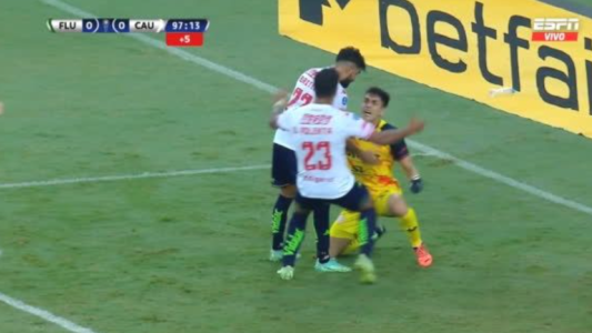 Mele se convirtió en el héroe tatengue en el Maracaná