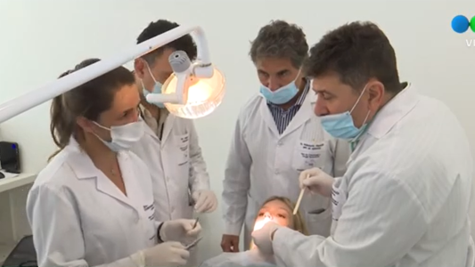 La alegría de Jocelyn por una cirugía maxilofacial en el Iturraspe que le cambió la vida