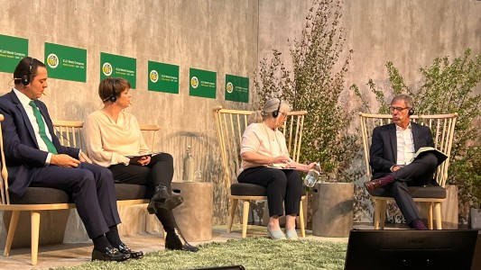 Jatón expuso sobre desarrollo sostenible en el Congreso Mundial de ICLEI