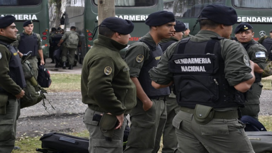 Lagna y Jatón se reúnen para coordinar la llegada de gendarmes a la ciudad