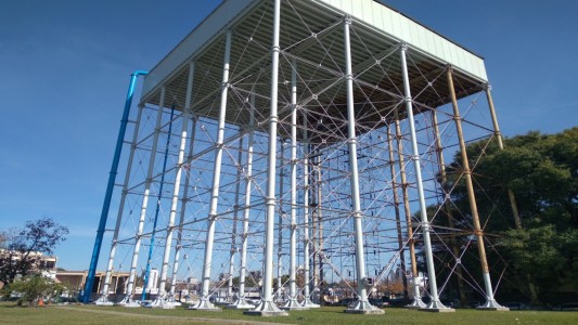 Assa pone en valor el tanque elevado de barrio Candioti
