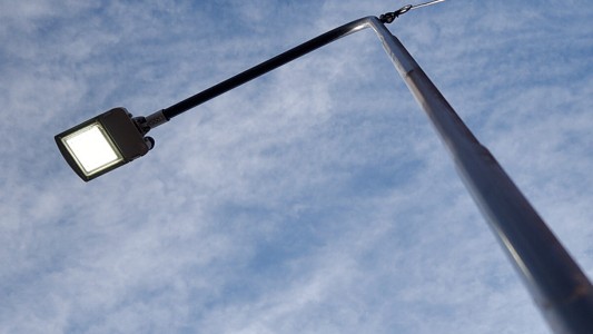 Los trabajos de iluminación, arbolado y bacheo previstos para este 1 de junio