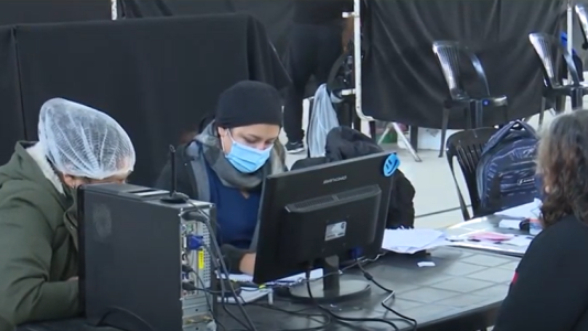 Jueves de cuartas dosis en la Esquina Encendida