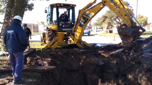 Aguas Santafesinas continúa trabajando en la falla de Alem y Calchines