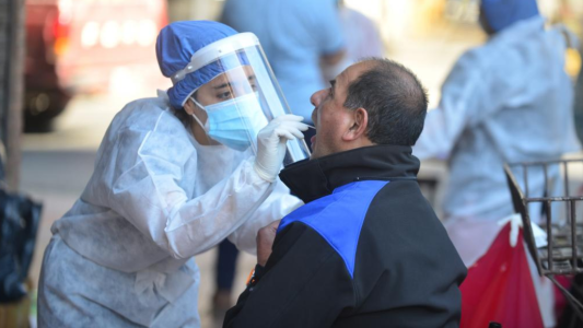 Leve descenso de casos de coronavirus en la ciudad y la provincia