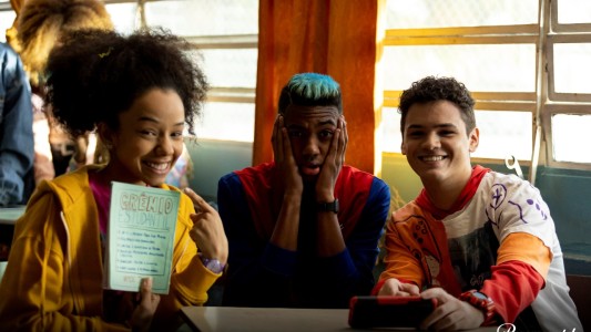 Paramount + inició en Brasil el rodaje de su nueva película original Escola de Quebrada