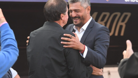 La Liga Profesional anunció la conferencia de prensa de Falcioni y Munúa en la previa del clásico santafesino