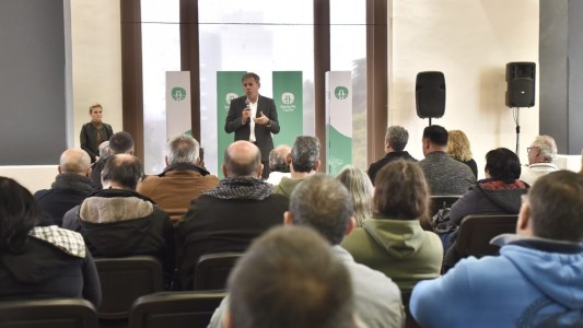 La Municipalidad entregó 66 nuevas licencias a taxistas y remiseros