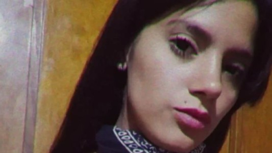 Marcharon en Laprida por la muerte de una joven en una comisaría tras ser detenida