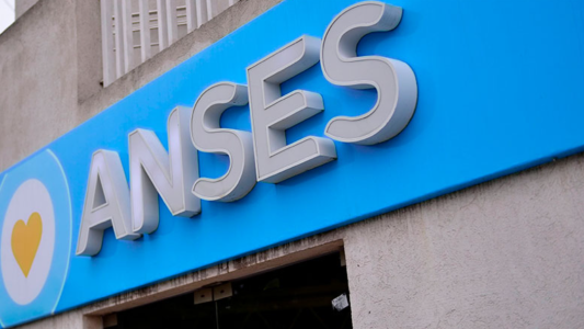 Cronograma de pagos de beneficios de Anses para este lunes
