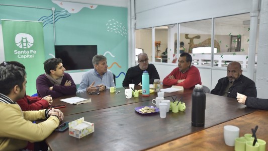 Realizarán una nueva capacitación laboral para conductores taxis y remises