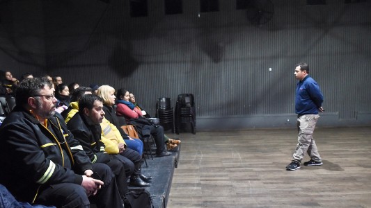 Personal municipal se capacita en el manejo de sustancias peligrosas