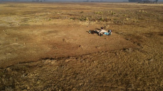 Hallaron restos arqueológicos del siglo XVIII en la Laguna Melincué