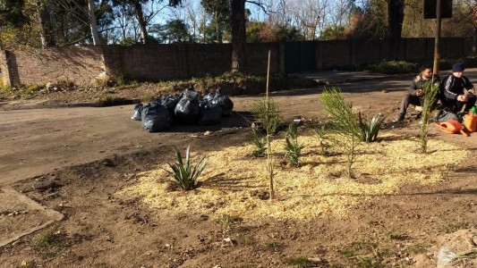 Continúa la limpieza y erradicación de microbasurales en distintos sectores de la ciudad