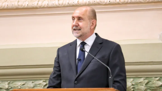 Perotti se reunirá con legisladores para explicar el acuerdo por la deuda de Nación