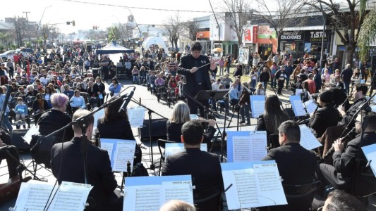 Se celebró el Día de la Independencia en Aristóbulo del Valle