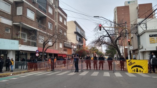 Tránsito interrumpido en Urquiza por la asamblea de Asoem