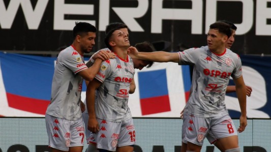 Unión terminó empatando 2 a 2 en el descuento ante San Lorenzo