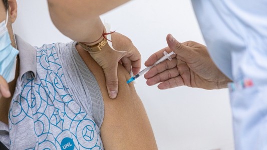 El vacunatorio de la UNL retomó sus actividades