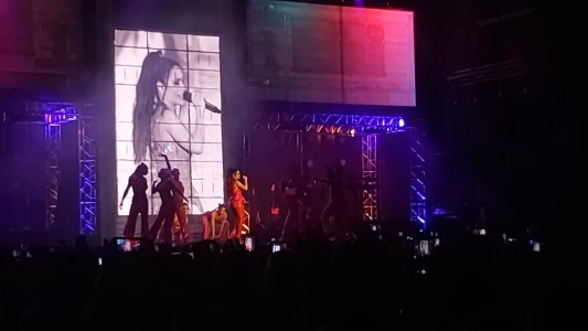 Lali brilló en su presentación en Santa Fe