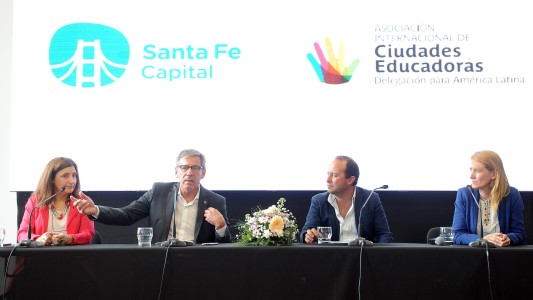 En el encuentro local de ciudades educadoras, Emilio Jatón convocó a un trabajo conjunto