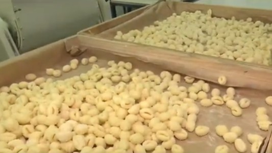 Cada 29, "La Tanita" elabora 120 kilos de ñoquis: así los hace