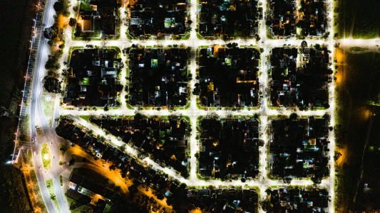 Los trabajos de iluminación, bacheo y arbolado previstos para este 3 de agosto