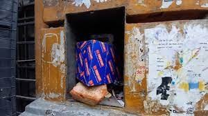 Niño recibió una descarga eléctrica de un tablero de la EPE en pleno centro de Rosario