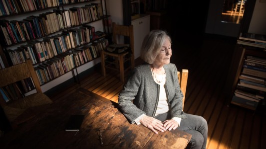 Beatriz Sarlo: "Hay que destacar la desconfianza frente a esto, de los medios e incluso de lo que uno ve con los propios ojos".