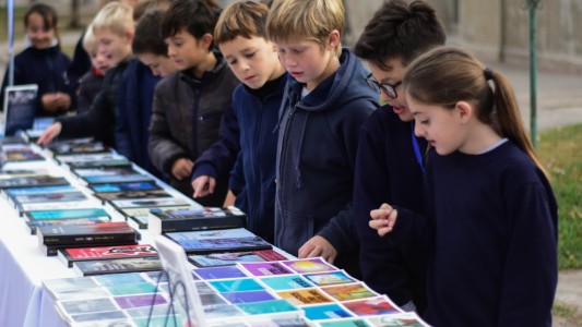 Convocan a editoriales nacionales a participar del 30° Festival Internacional de Poesía de Rosario