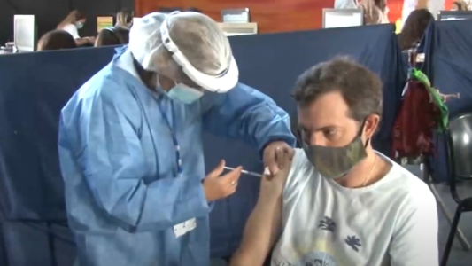 Vacunación Covid: Hoy se aplicarán terceras, cuartas y quintas dosis