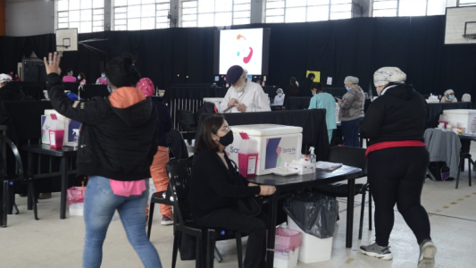 Cómo será la vacunación contra el Covid este jueves