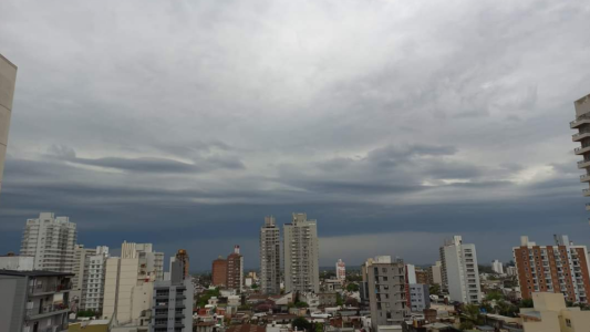 Cesó el alerta meteorológico pero el tiempo seguirá inestable en la ciudad