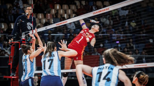 Las Panteras perdieron con China en el debut en el Mundial de Vóleibol