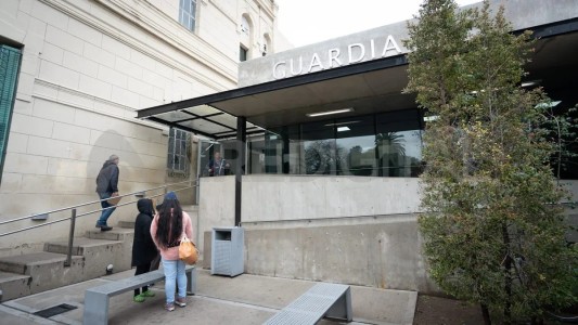 Incendio en Barrio La Lona: una mujer tiene el 30% del cuerpo quemado