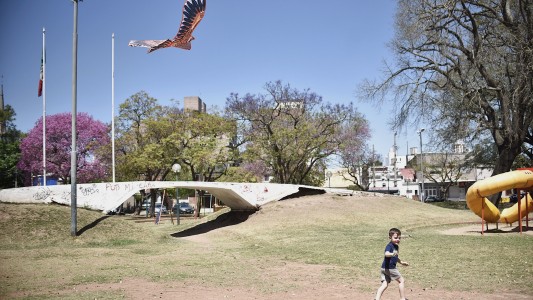 La Municipalidad licitó la recuperación de la Plaza de las Banderas
