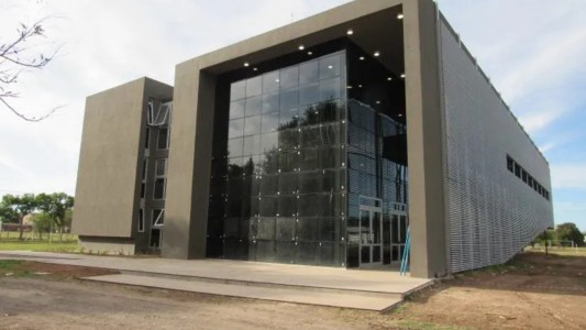 Esperanza: inauguraron el nuevo aulario para las facultades