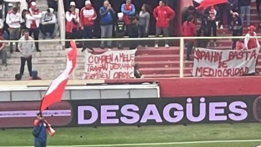 Los hinchas de Unión estallaron de bronca luego de la goleada del sábado