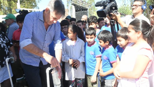Jatón: “Con el agua potable le devolvimos la dignidad a Colastiné Sur”