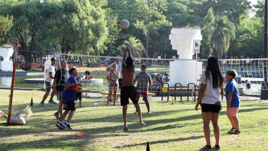Deporte, juegos y música para pasar el verano en los espacios públicos de la ciudad