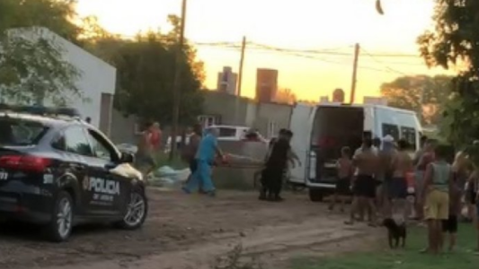Un hombre y su pequeño hijo de 5 años fueron baleados en Suardi y están graves