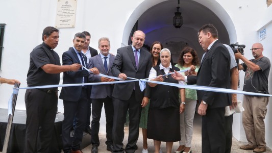 Perotti inauguró la puesta en valor del histórico convento en San Lorenzo