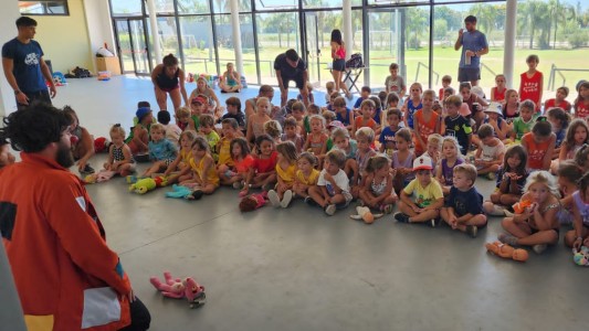 Santo Tomé: Una obra de teatro para enseñar RCP a niños